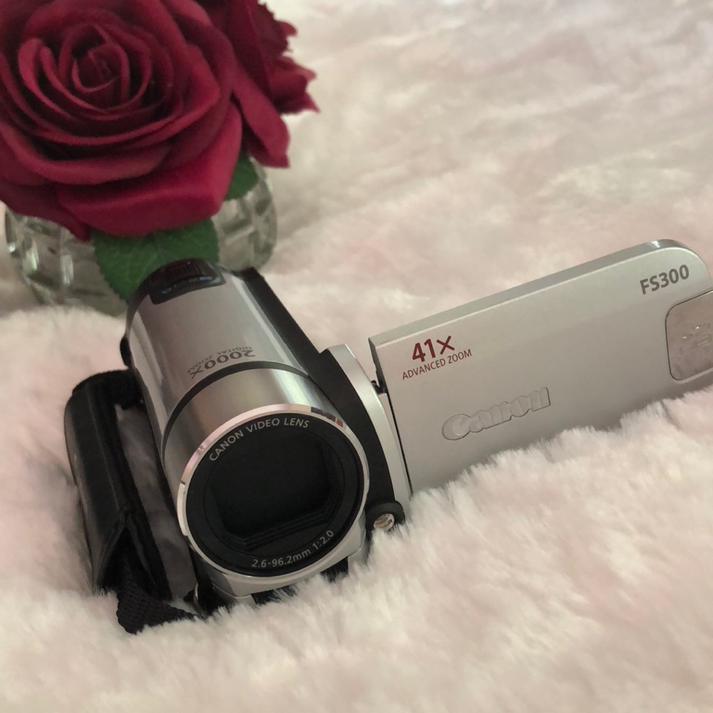 Canon FS300 Flash Memory Camcorder -